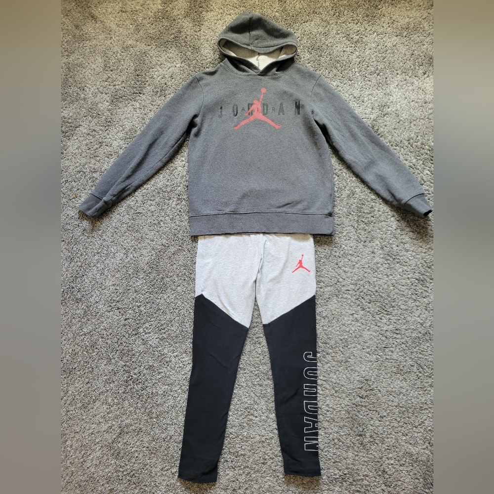 Nike Jordan Kids' Gray and Black Leggings Set with Red Accents Size 12-13yrs